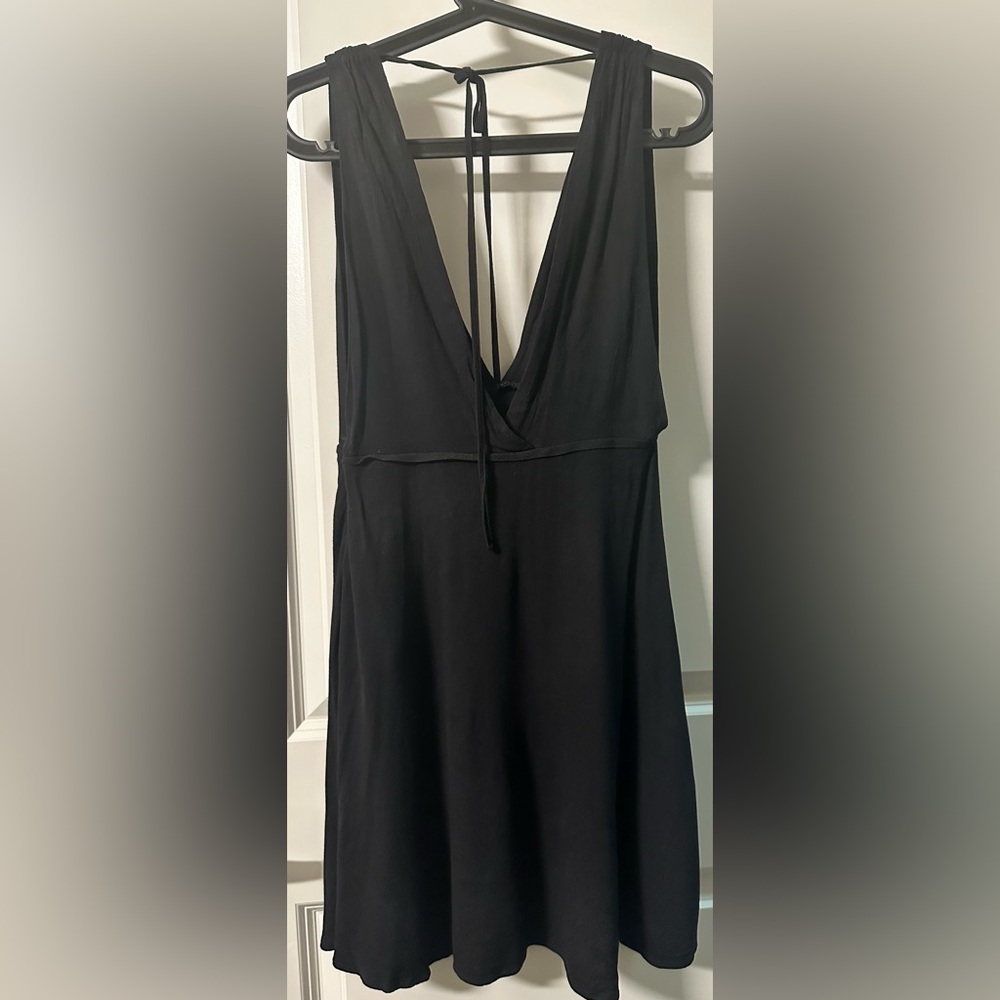 Forever 21 Women's Black Mini Dress - Size M